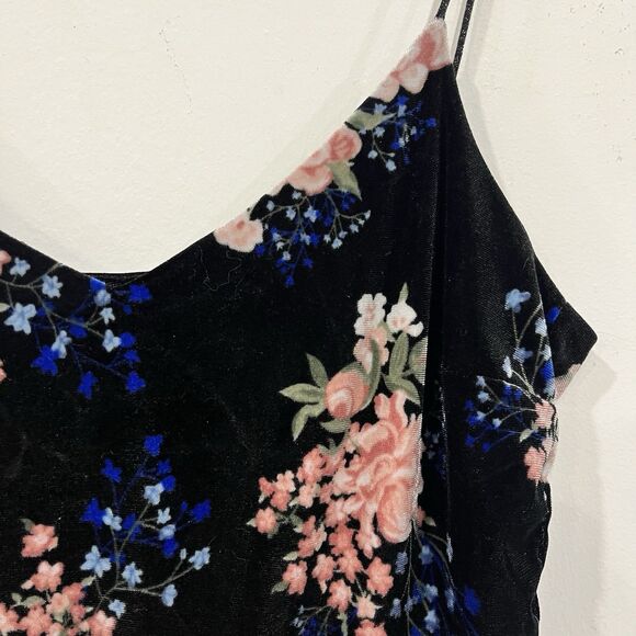 H&M Divided Black Floral Velvet Romper Size 10 Spaghetti Strap - Picture 6 of 9